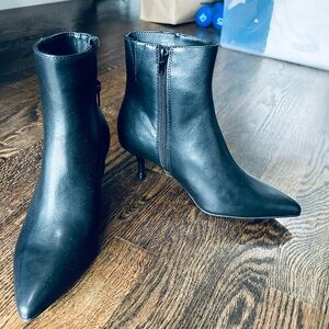 NWT Rachel Zoe - Elegant Black Ankle Boots; 6.5